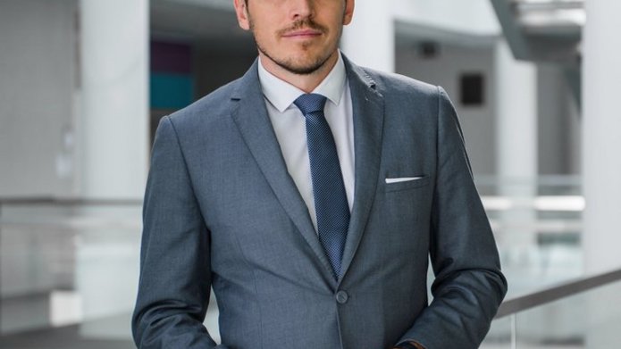 Dr Dariusz Koperczak Dr Dariusz Koperczak